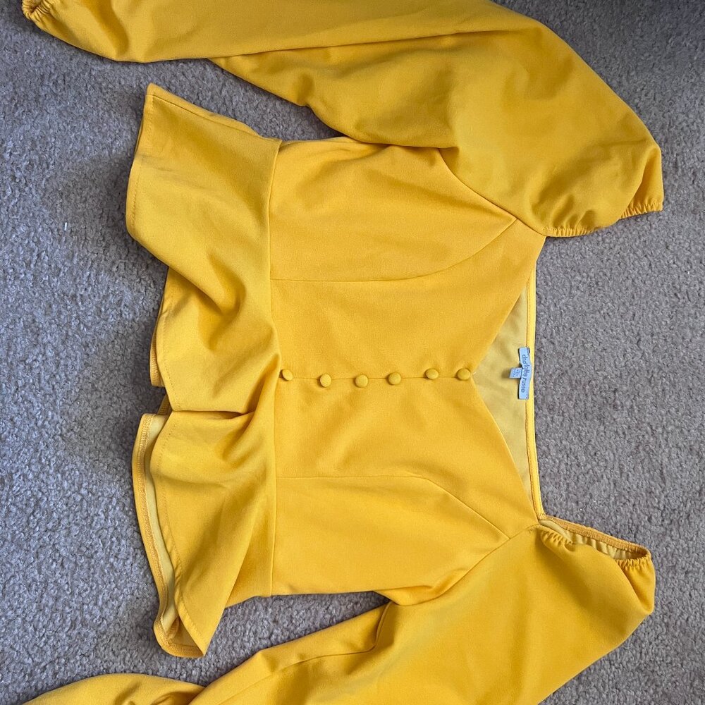 Charlotte Russe Bright Yellow Peplum Sweetheart Neckline Crop Blouse